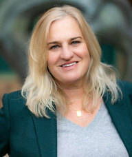 Book an Appointment with Sarah Scharf for Chiropractic