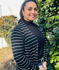 Book an Appointment with Elizabeth Castro for Free 20 min Consultation - Phone Call